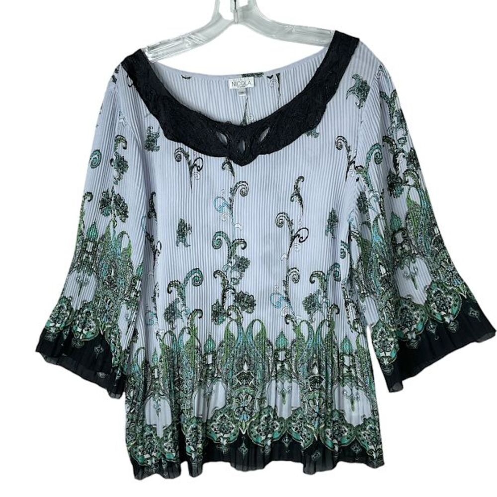 Nicola Women Sz 1X Blouse  Black White Turquoise Accordian Boat Neck Bell Sleeve